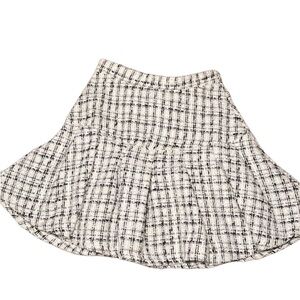 KENDALL + KYLIE tweed black and white pleated flat mini skirt